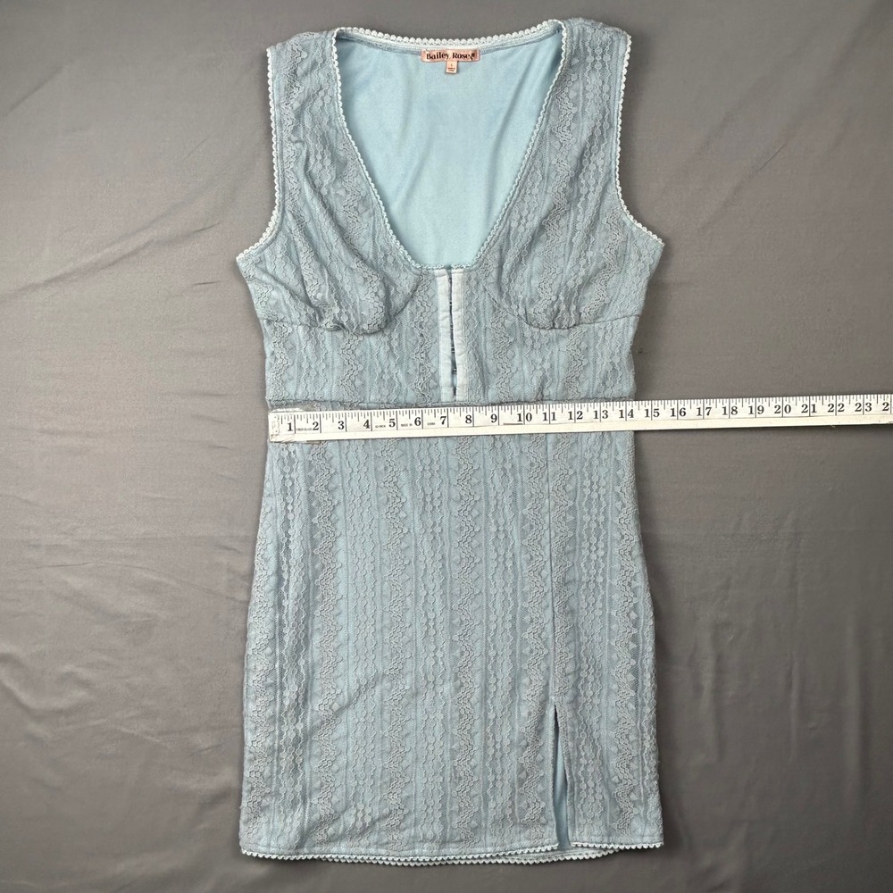 Bailey Rose Light Blue Lace Mini Dress V-Neck Hook & Eye Slit Size L - Picture 8 of 12